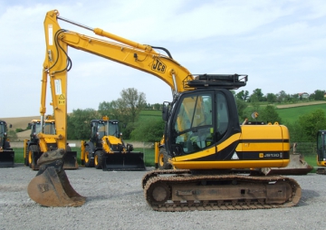 JCB JS 130 LC