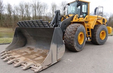 Volvo L220 G