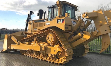 Caterpillar D8R